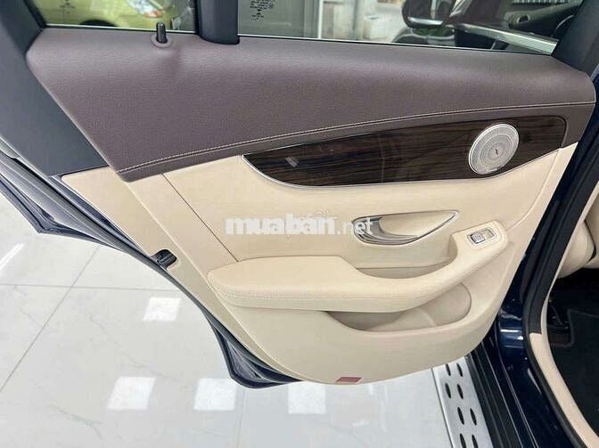 Mercedes-Benz GLC 200 2019 Xanh cavansite