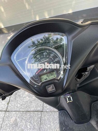 Vision 2023 bản thể thao sporty Smartkey 16.000 km