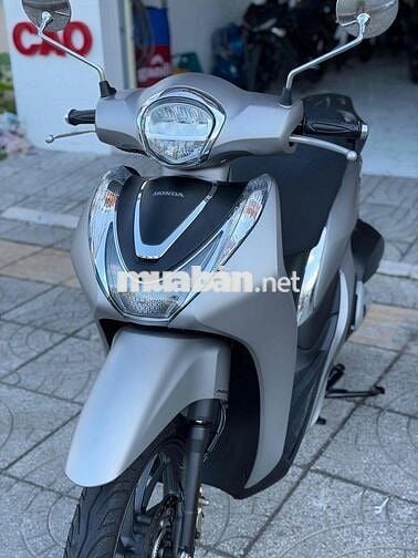 Honda SH Mode ABS 2023 Bạc 2600 km