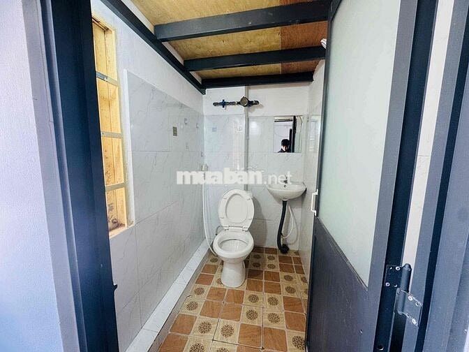 🔥Phòng trọ rộng rãi gần vòng xoay phú lâm cửa sổ trời gần ĐH MỞ , ĐH Y