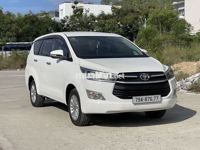Toyota Innova 2017 7 chỗ số sàn Trắng