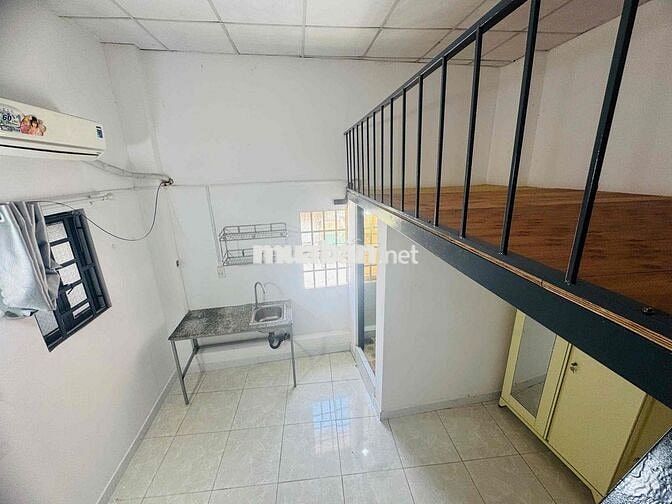 🔥Phòng trọ rộng rãi gần vòng xoay phú lâm cửa sổ trời gần ĐH MỞ , ĐH Y