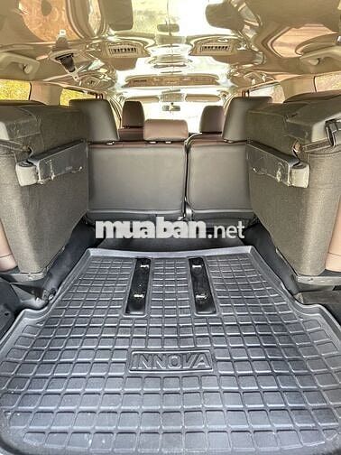 Toyota Innova 2017 7 chỗ số sàn Trắng