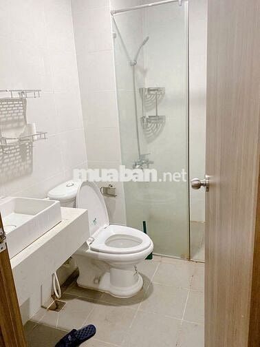 Cho thuê căn hộ 2pn tại Goldora Plaza chỉ 10tr
