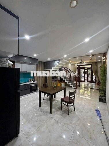 CHO THUÊ NHÀ 3 TẦNG ĐƯỜNG NGUYỄN KHOA CHIÊM