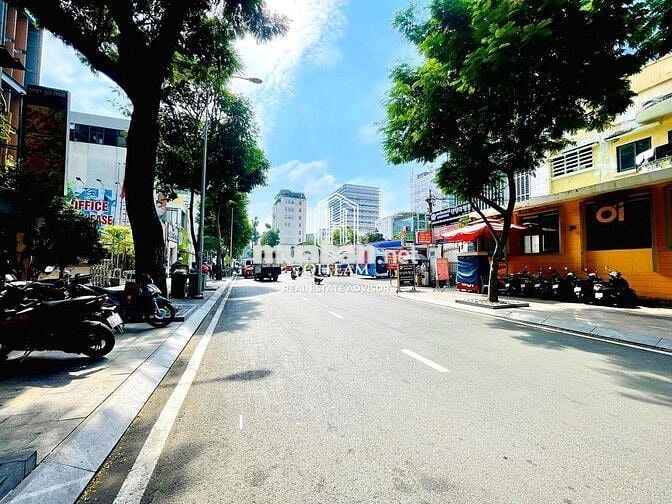 🏢 Tòa Nhà + Biệt Thự Trần Cao Vân, Q1 | Hầm 4 Lầu TM PCCC