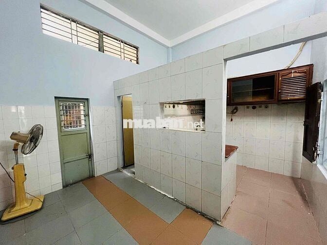 ✔️ Cho thuê nhà 2 tầng mặt tiền Khu 2/9 , Hải Châu - 15 Triệu