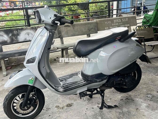 Victoria AT88 50cc 2026 Xám 3000 km
