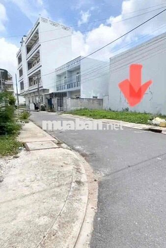 CĂN GÓC 2 MẶT TIỀN TRUNG TÂM CẦN ĐƯỚC