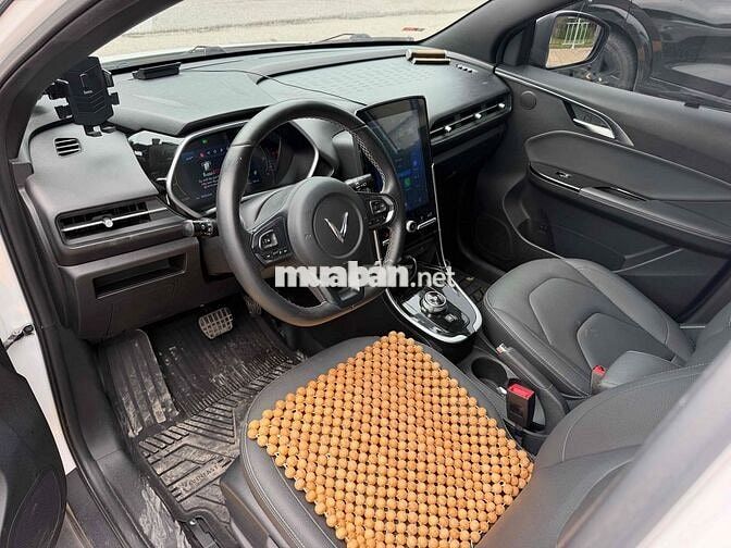 VinFast VF e34 2023 Trắng 90000 km