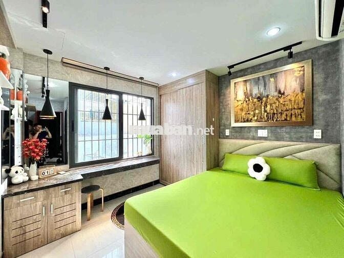 CHO THUÊ STUDIO BAN CÔNG CỬA SỔ FULL NỘI THẤT NGAY TRUNG TÂM QUẬN 1