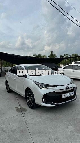 Toyota Vios E CVT 2023 tự động giá tốt