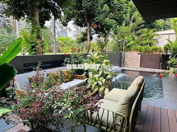 Cho Thuê  Biệt Thự Đường Hưng Thái 2 Phú Mỹ Hưng Quận 7 nhà 2 MT