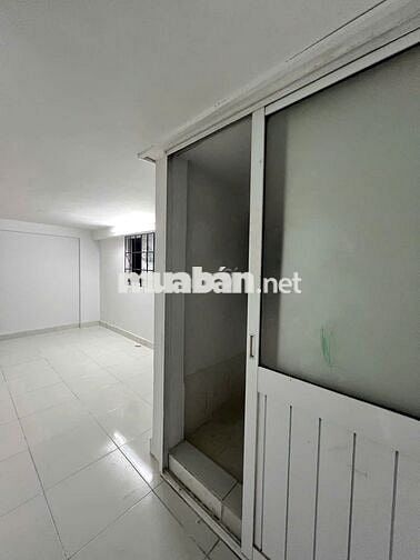 Rẻ tụt quần. Sài Gòn Nghèo cũng đủ tiền mua: 410 triệu
