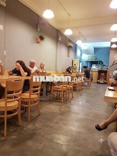 MẶT BẰNG ĐỐI DIỆN CHỢ BẾN THÀNH QUẬN 1- CHO LÀM F&B GIÁ CHỈ 110M2