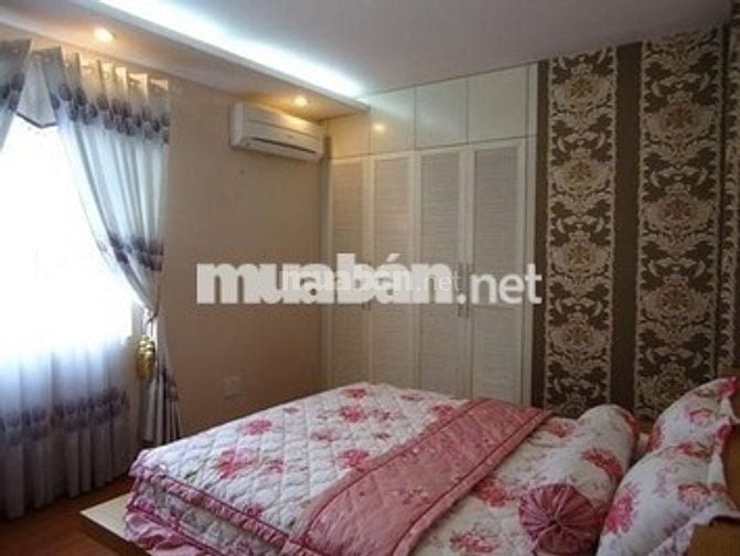 Cho thuê căn hộ Nguyễn Chí Thanh, Q. 5 - căn góc, view thoáng, nhà đẹp