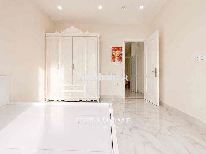 🔥Căn Hộ 1Ph Ngủ - Full NT -  Tách Bếp Ban Công - Thang Máy