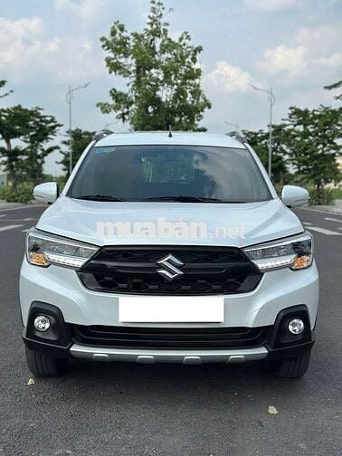 Suzuki XL7 Hybrid 2024 xe gia đình có hổ trợ bank