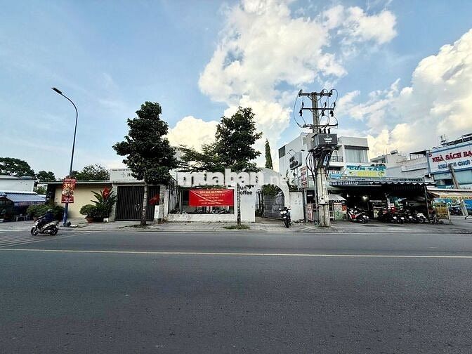 CHÍNH CHỦ CẦN BÁN — NHÀ MẶT TIỀN ĐƯỜNG LÊ THỊ HÀ, HÓC MÔN, TP.HCM