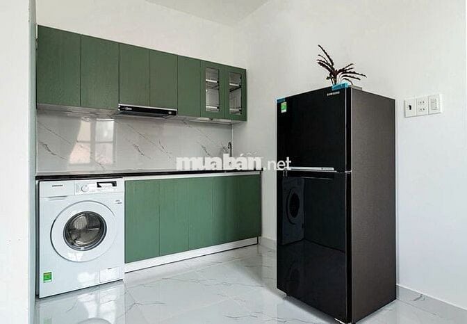 PHÒNG FULL NỘI THẤT BAN CÔNG RỘNG NGAY TRUNG TÂM CẠNH BV 175