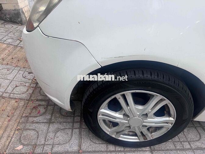 Chevrolet Spark 2010 Trắng