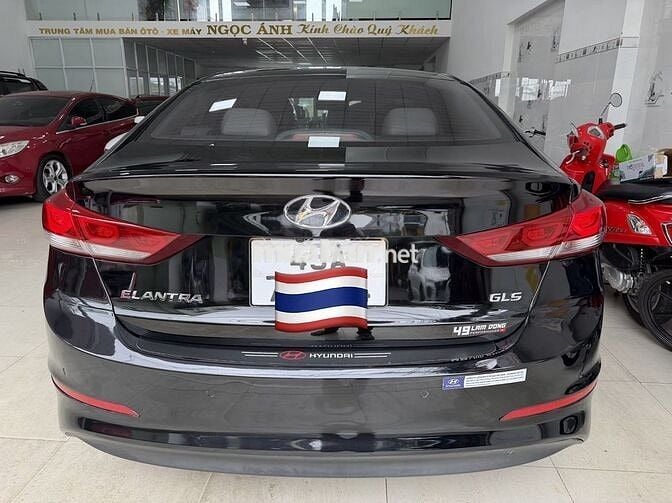 Hyundai Elantra 2016 1.6 Tự động Đen
