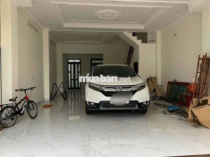 nhà trống khu dân cư Vĩnh Lộc.6 phòng ngủ mới sạch sẽ 