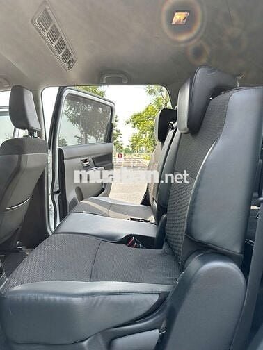Suzuki XL7 Hybrid 2024 xe gia đình có hổ trợ bank