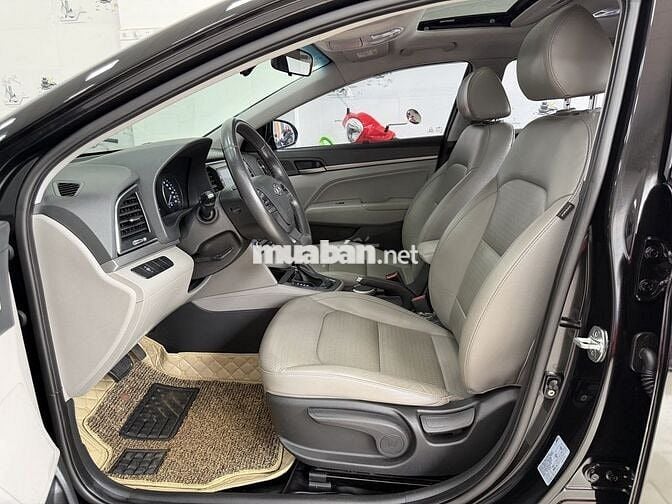 Hyundai Elantra 2016 1.6 Tự động Đen