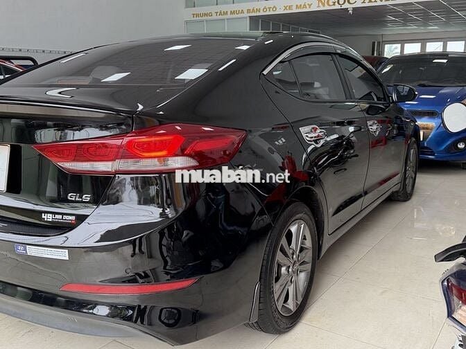 Hyundai Elantra 2016 1.6 Tự động Đen