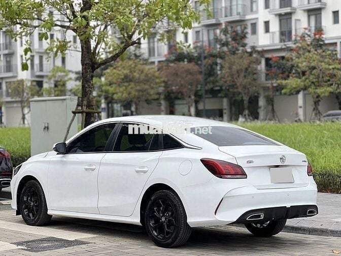 MG MG5 2025 Sedan 1.5L CVT Trắng
