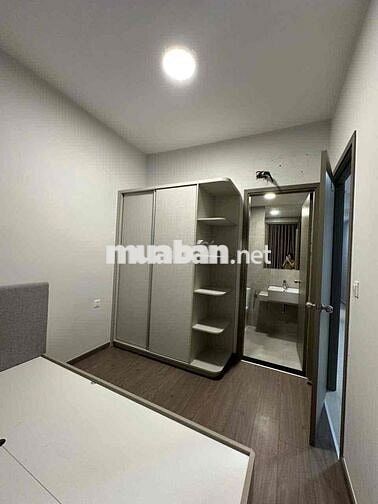 Cho thuê Cc WestGate - giá 6,5 triệu - 2pn - sẵn 1 máy lạnh