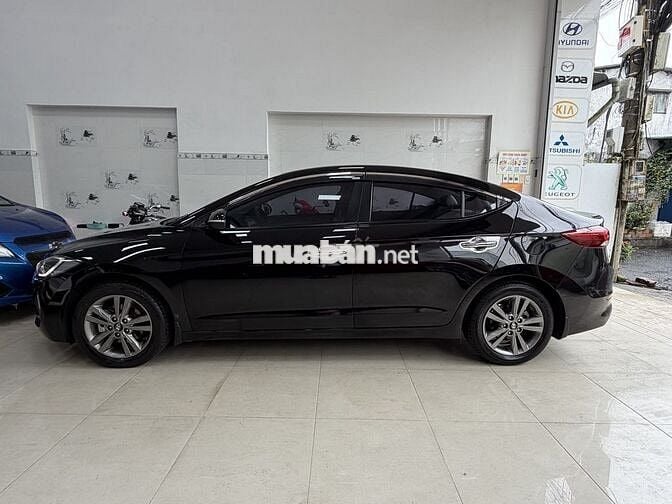 Hyundai Elantra 2016 1.6 Tự động Đen