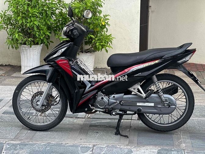 Honda Wave RSX 110 FI Đen
