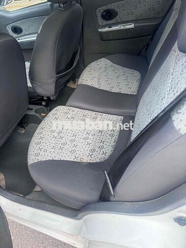 Chevrolet Spark 2010 Trắng