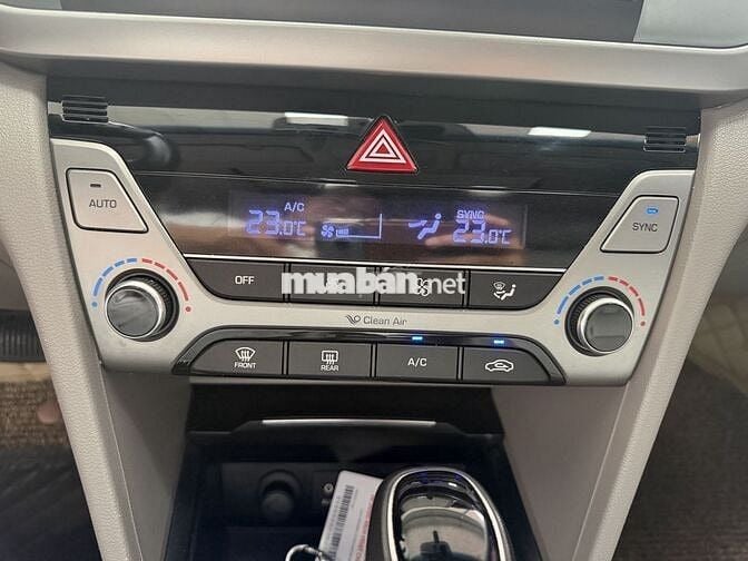 Hyundai Elantra 2016 1.6 Tự động Đen