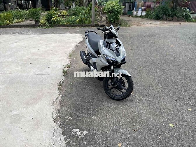 Honda Air Blade Xám 22183 km