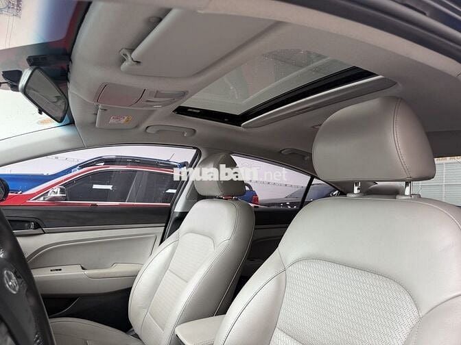 Hyundai Elantra 2016 1.6 Tự động Đen