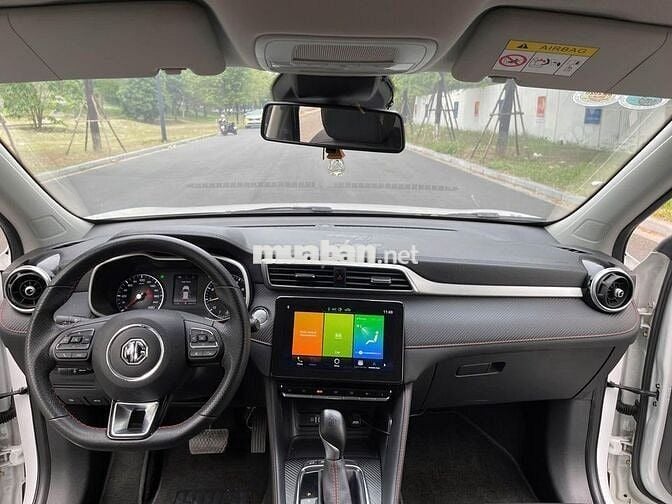 MG ZS STD 2025 Trắng CVT 1.5L