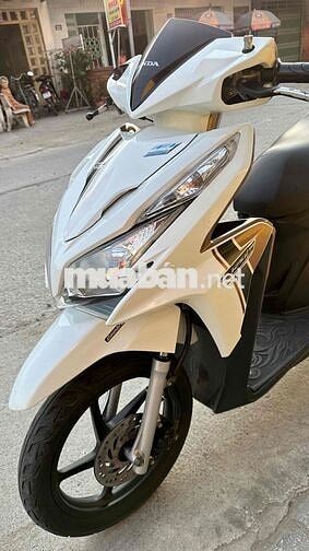 Honda Click Thái 2015 Trắng ( hỗ trợ góp )