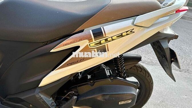 Honda Click Thái 2015 Trắng ( hỗ trợ góp )