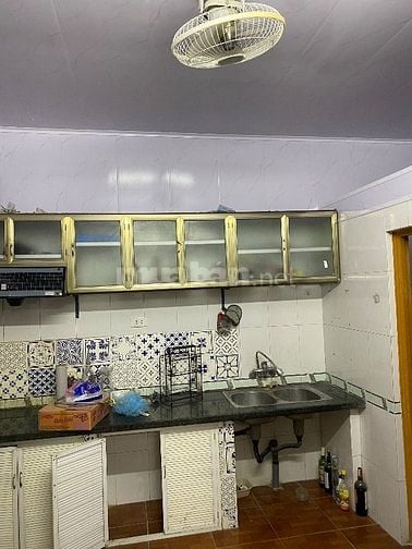 Cho thuê nhà tập thể Yên Lãng phù hợp vợ chồng trẻ có 1-2 con.
