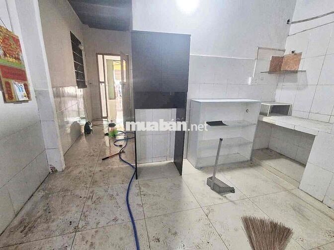 Nhà Điện 3Pha 4x16m Gác Lửng (2PN 1WC) Hẻm 8m Thông. Mã Lò. Bình Tân