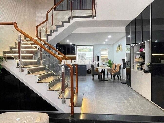 382 ✨ 🏡 CHO THUÊ NHÀ 3 TẦNG MẶT TIỀN KHU HÒA MINH