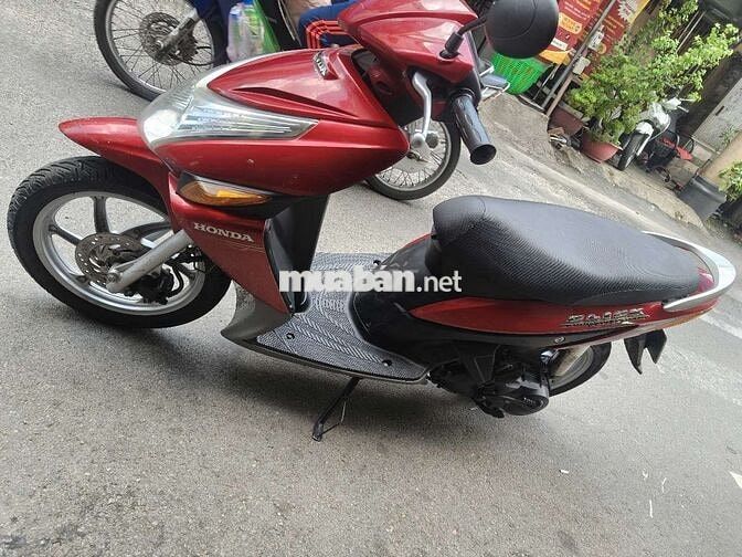 Honda Click 2024 màu Đỏ