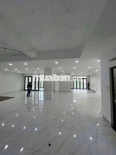 12 x 20 có 3 lầu nhà  mặt tiền đường số 1 
