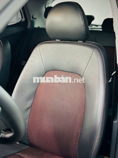 Hyundai Grand i10 Hatchback 1.2AT 2019 Trắng