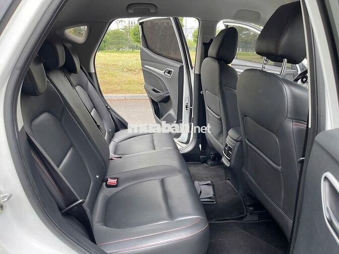 MG ZS STD 2025 Trắng CVT 1.5L