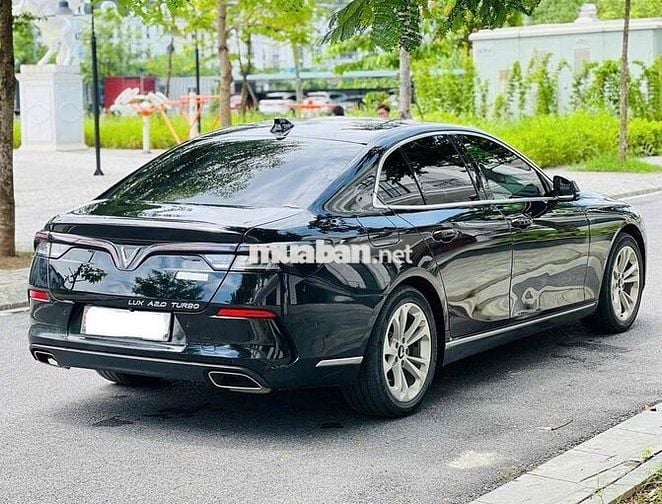 VinFast Lux A2.0 Plus 2022 Đen 39899 km