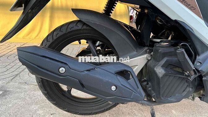 Honda Click Thái 2015 Trắng ( hỗ trợ góp )